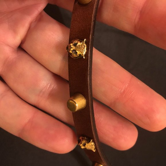 Gucci Studded Feline Head Leather Bracelet in Brow - Picture 8 of 13